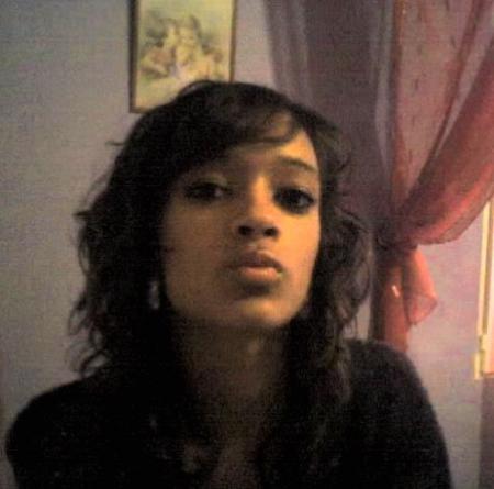 PAS BESOIN DE METRE UNE PERSONNE DANS MON BLOG POUR LUI DIRE QUE JLM LE PRINCIPAL C'EST QU'ELLE SOI DANS MON COEUR